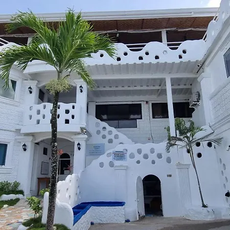 SARDINEBAY Dive Resort