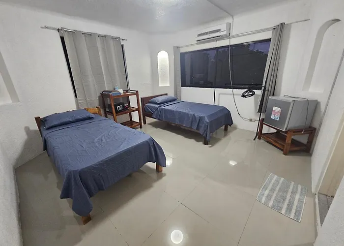 Sardinebay Dive Resort *